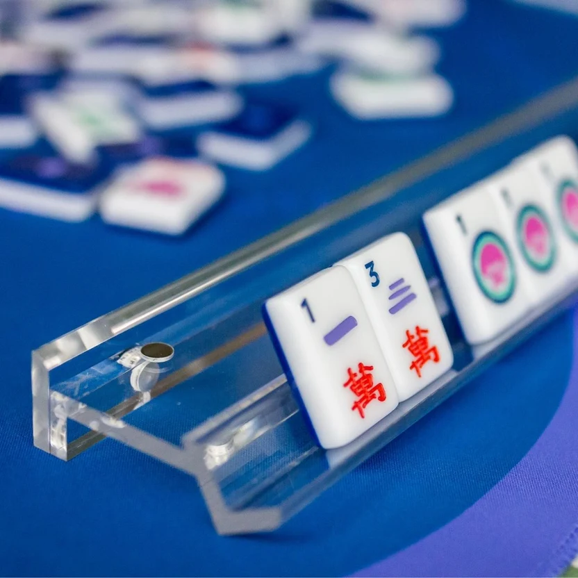Clear Acrylic Magnetic Mahjong Racks